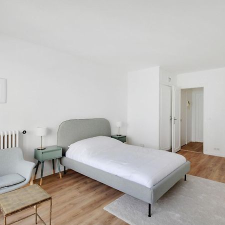 Bright Studio For 2 - Champs-Elysees Paris Exterior foto